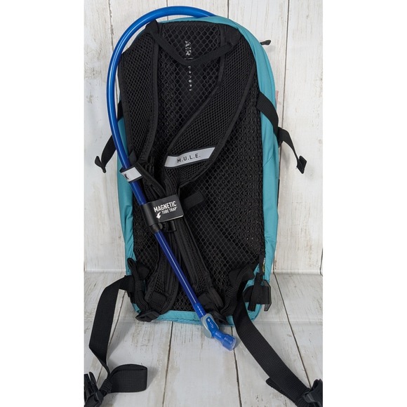 CamelBak M.U.L.E. 12 Hydration Backpack Womens Teal Blue Hiking MTB NEW - Picture 2 of 8